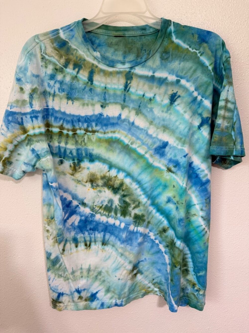 T-Shirt Hand Dyed Ice Dye Geode Blue Green Ocean Wave Size M